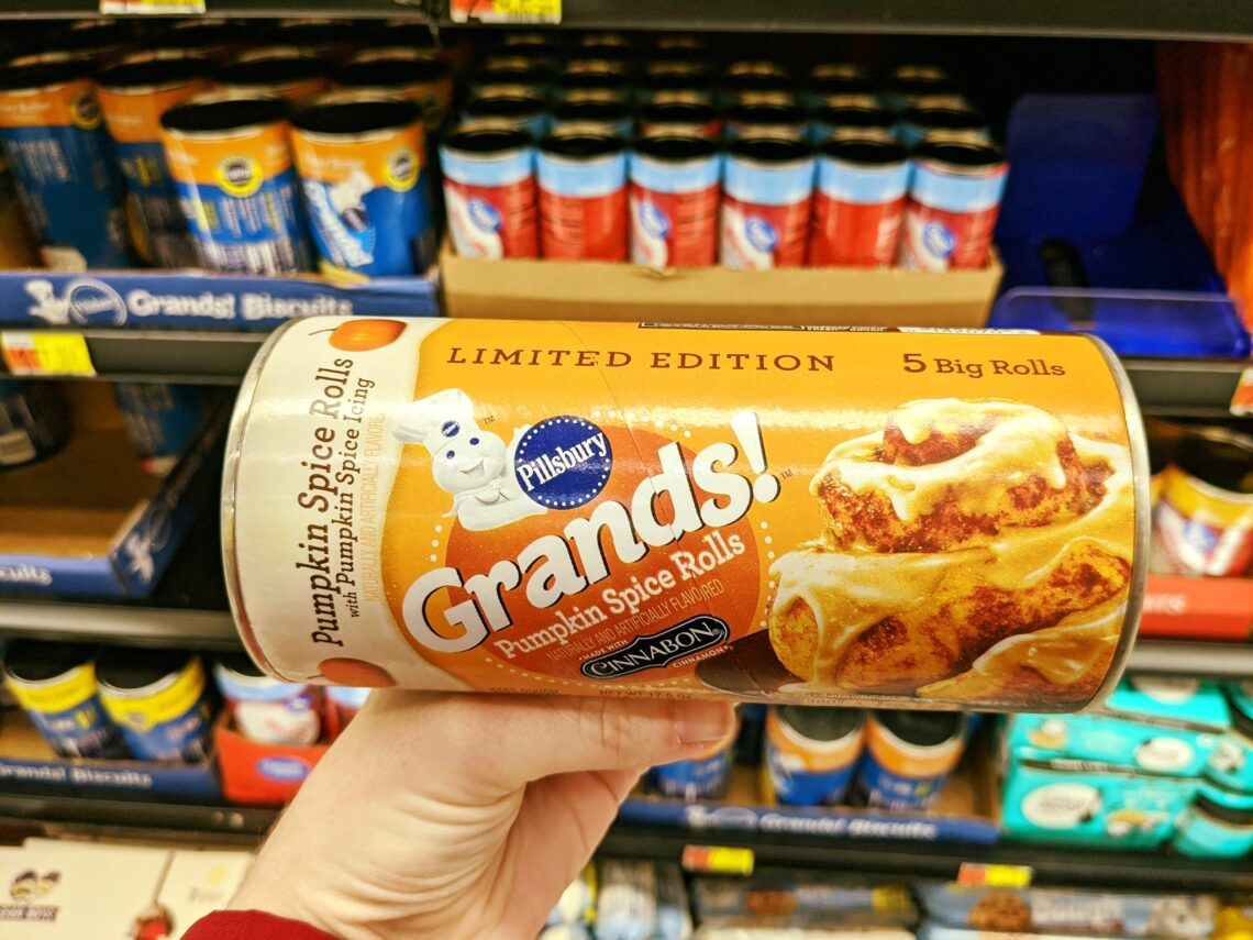 pillsbury pumpkin spice rolls